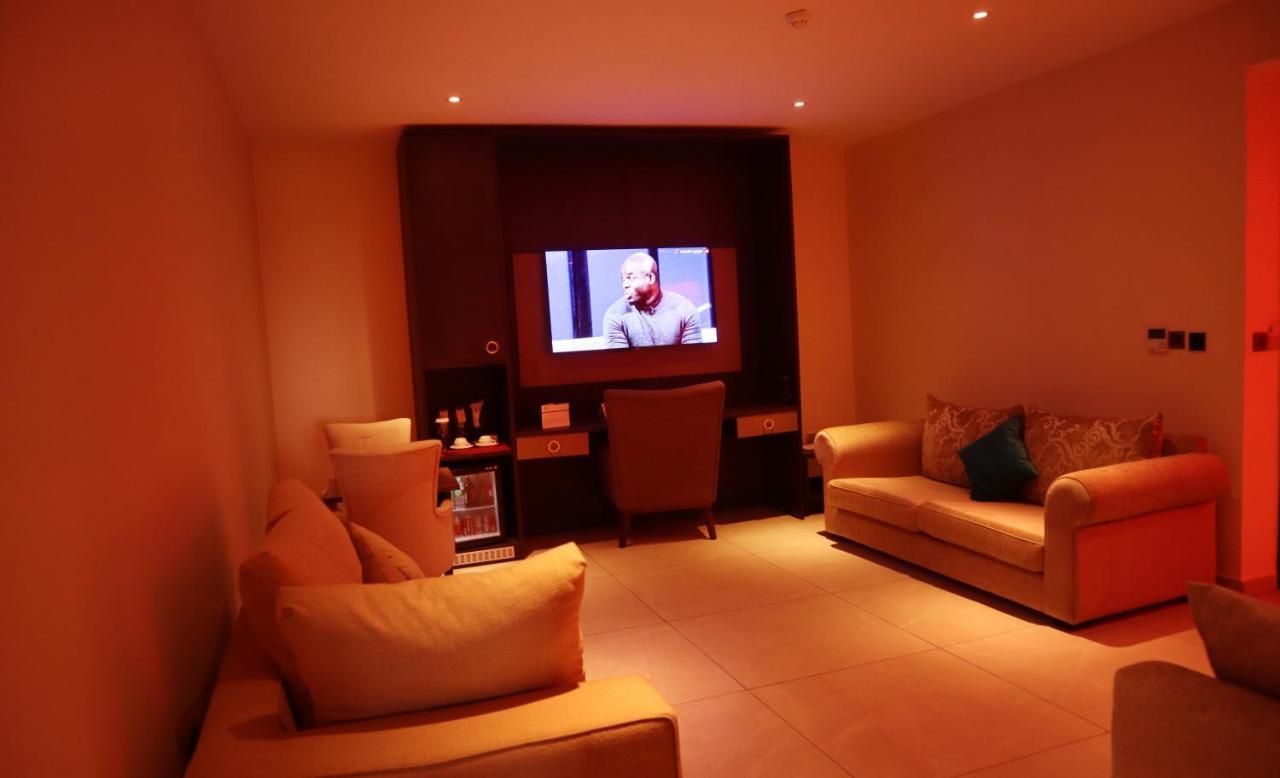 Monty Suites Calabar Ngoại thất bức ảnh